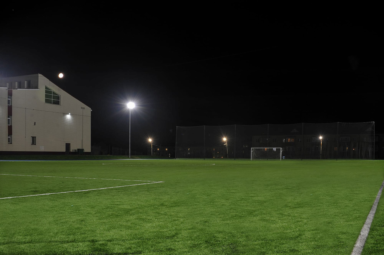 Спортивная школа (футбольное поле) г. Тутаев