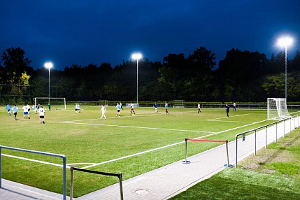 Освещение спортивных полей (футбольных, теннисных, ледовых)