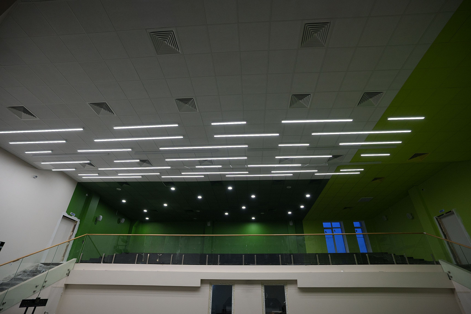 Освещение Медицинского центра XXI век, г. Санкт-Петербург