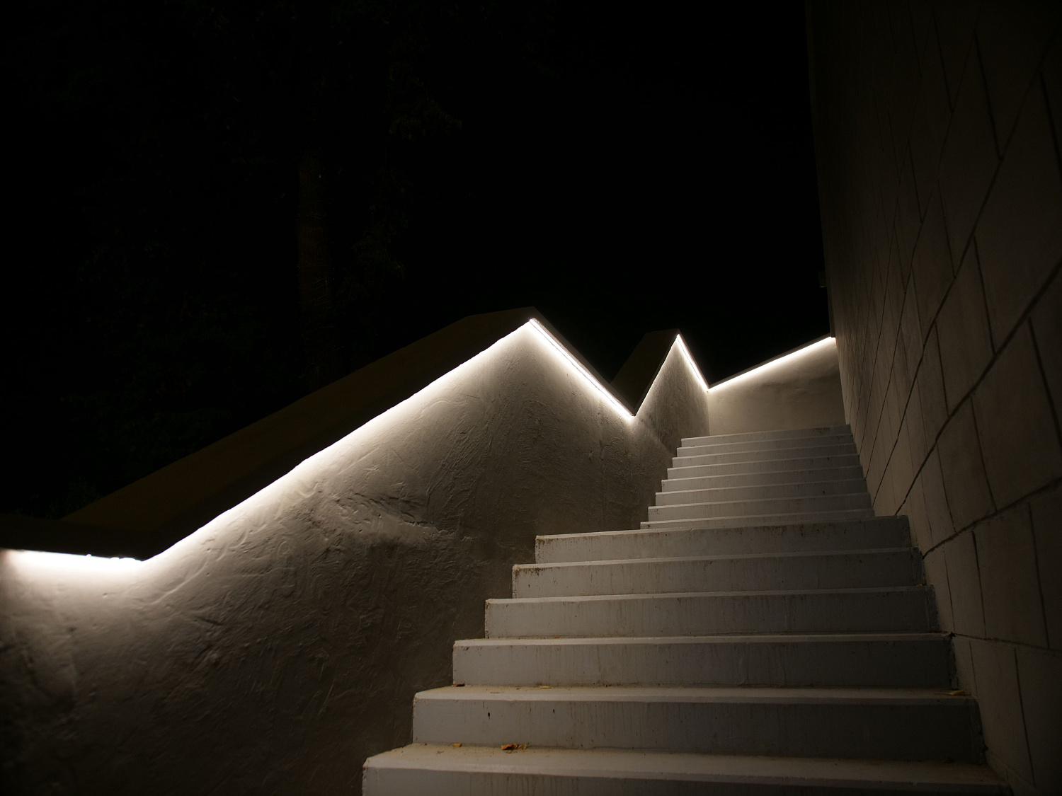 Архитектурное освещение Троицкого моста, г. Псков