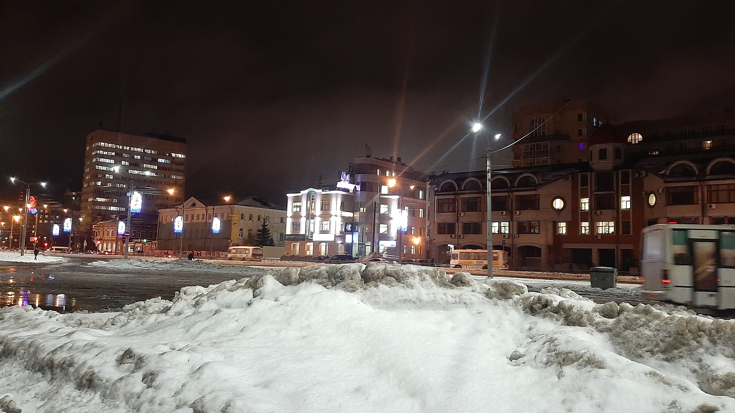 Освещение Бизнес центра «АЙСБЕРГ»