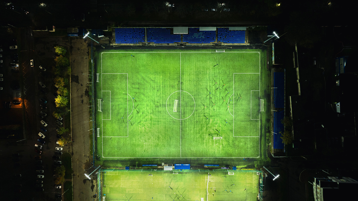 Освещение футбольного поля на стадионе Шинник, г. Ярославль