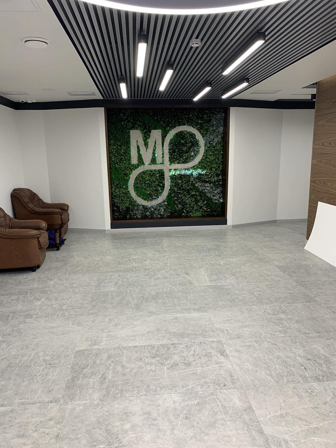 Декоративное освещение головного офиса ФКУ УПРДОР «Холмогоры»