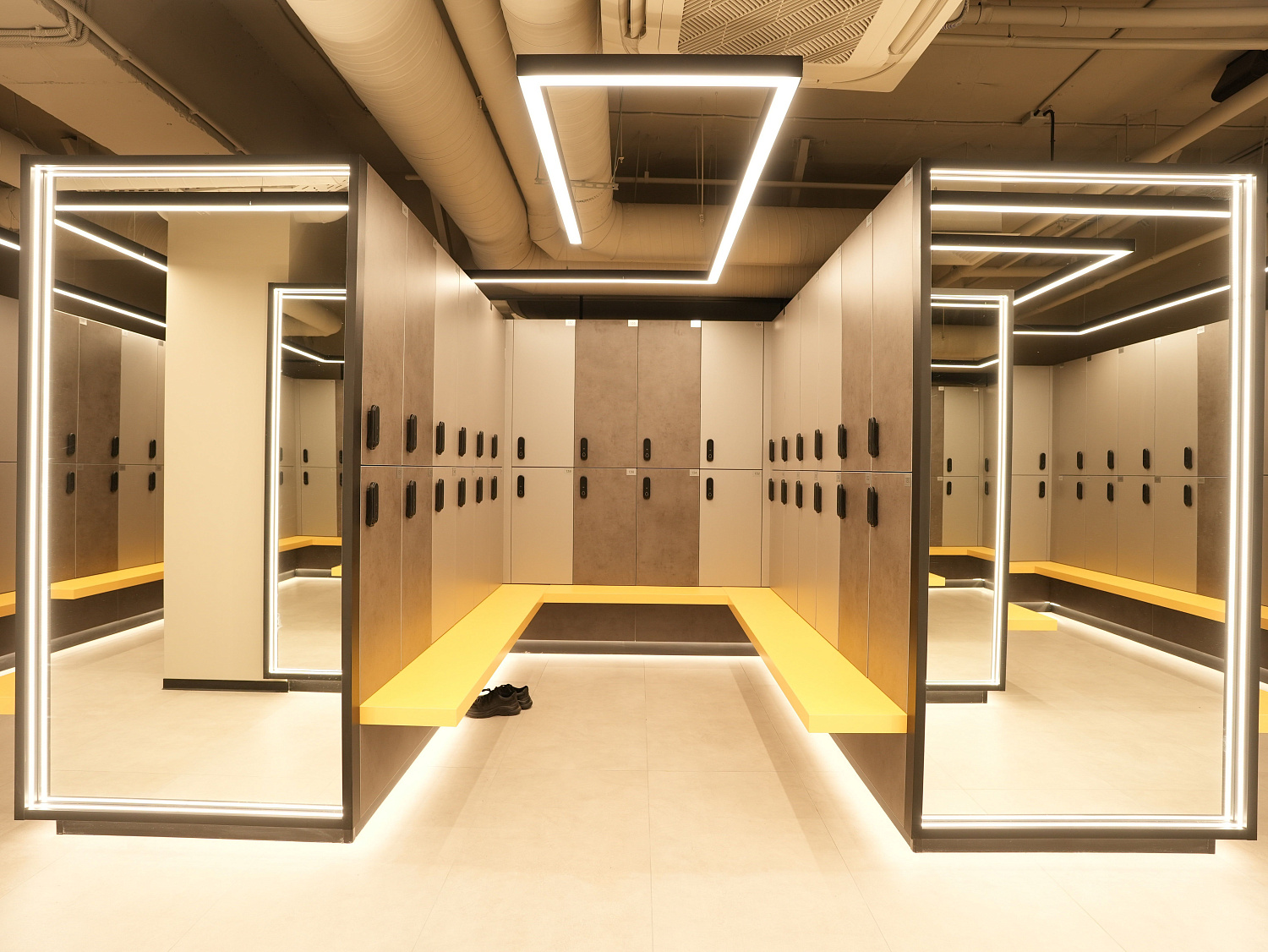 Освещение фитнес-центра URBANFIT, г. Санкт-Петербург